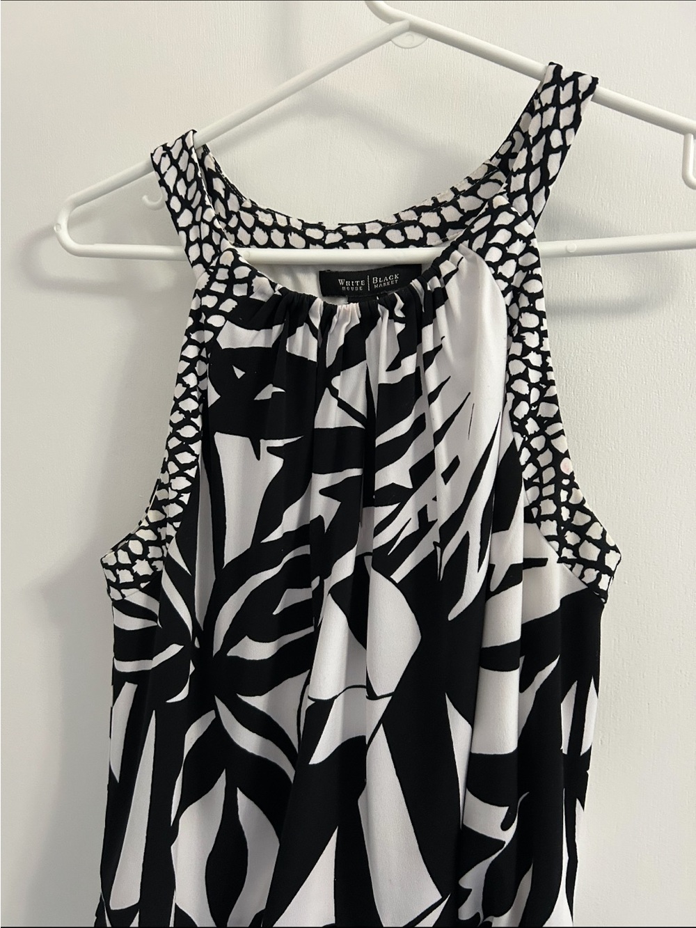 White House Black Market Black & White Abstract | Size S | EUC